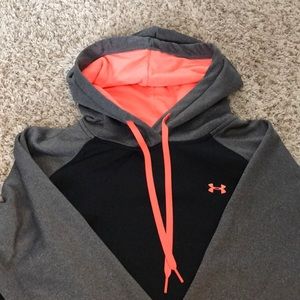Under Armour sweatshirt
